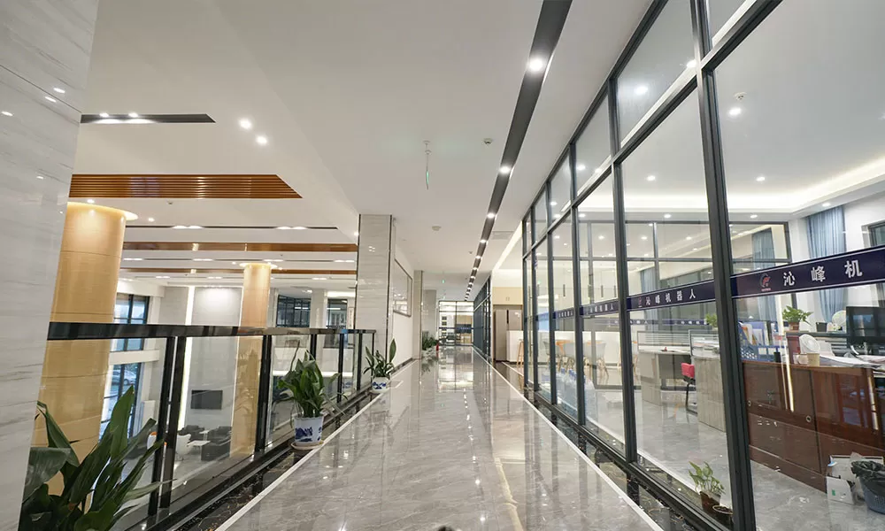 Fabricante de braços robóticos industriais